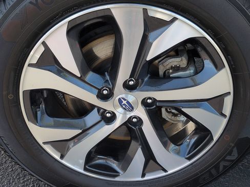 Used 2020 Subaru Outback Touring w/ Popular Package #2 AWD/4WD image 12