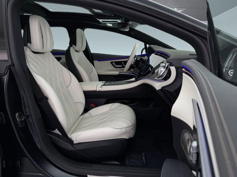Certified 2024 Mercedes-Benz EQS AMG 4MATIC image 25