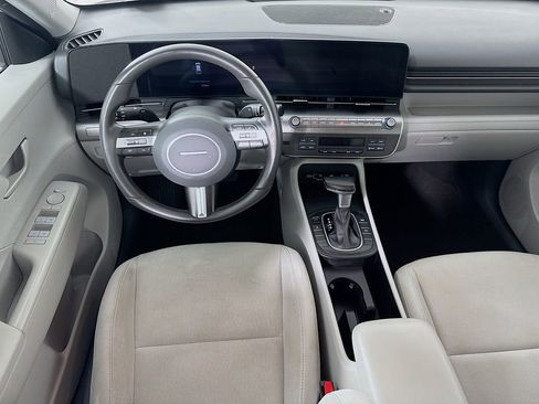 Used 2024 Hyundai Kona SEL AWD/4WD image 21