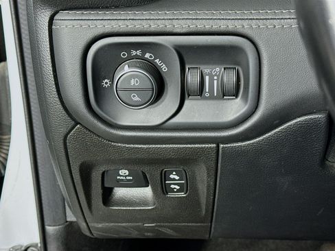 Used 2022 RAM 1500 Limited AWD/4WD image 10