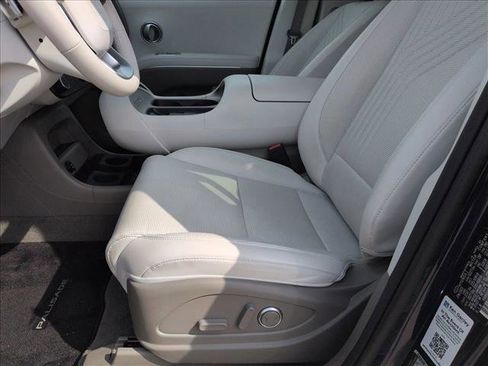 Used 2026 Hyundai Palisade SEL FWD image 17