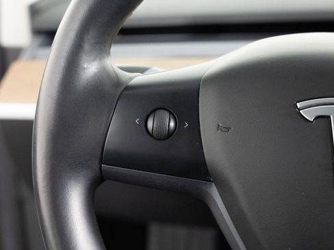 Used 2018 Tesla Model 3 Long Range image 33