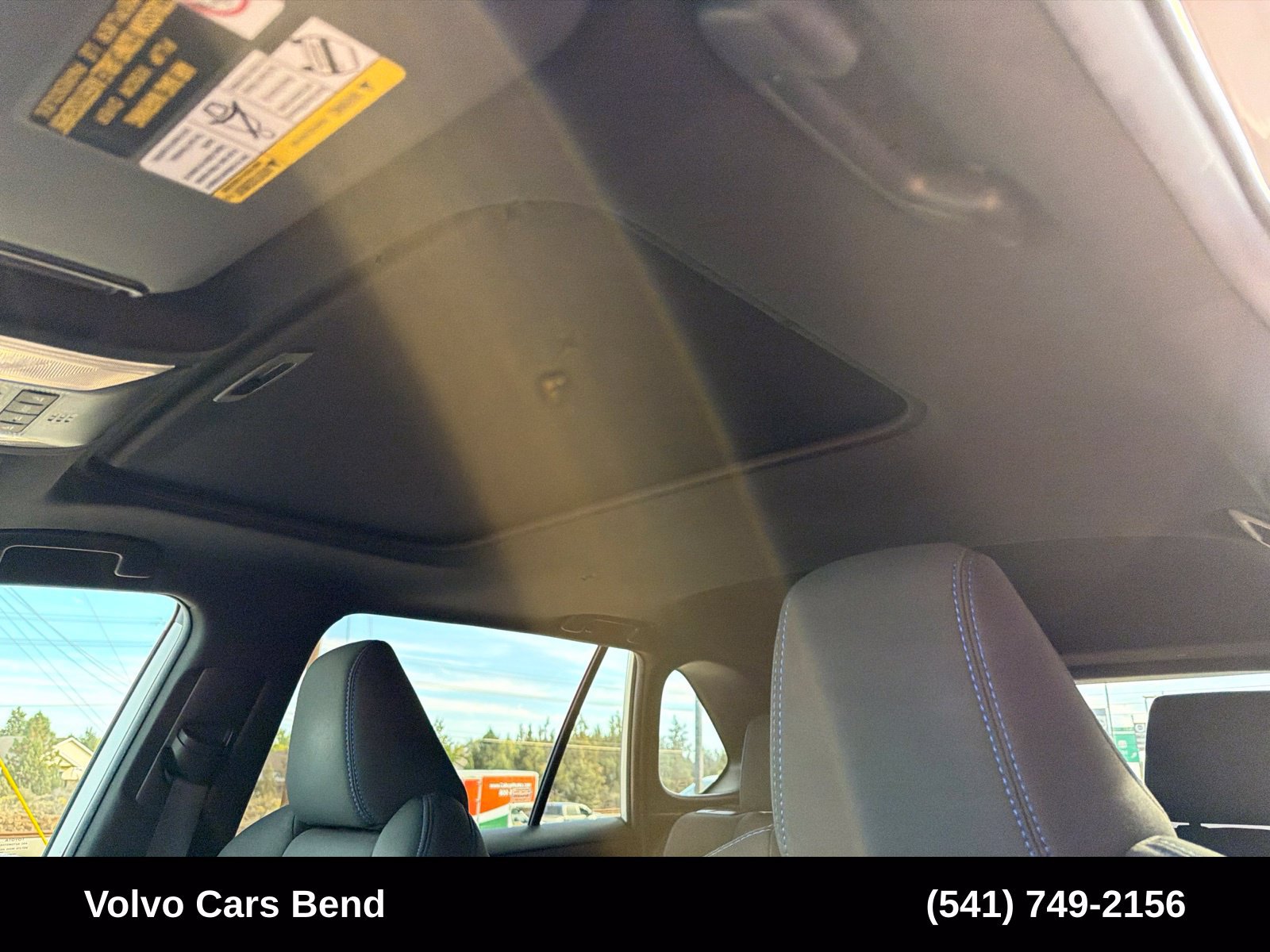 Used 2022 Toyota RAV4 SE w/ Convenience Package AWD/4WD image 17