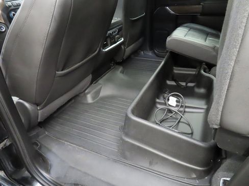 Used 2020 Chevrolet Silverado 1500 High Country image 39