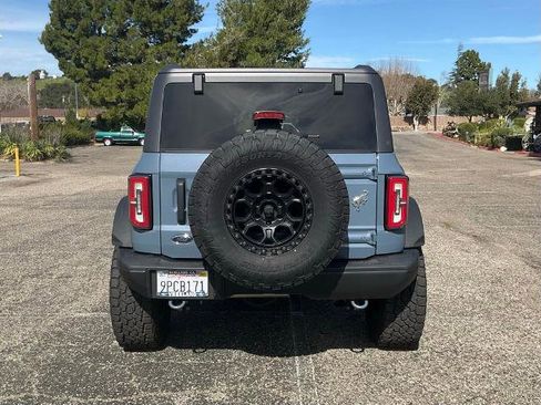 Certified 2023 Ford Bronco Badlands image 5