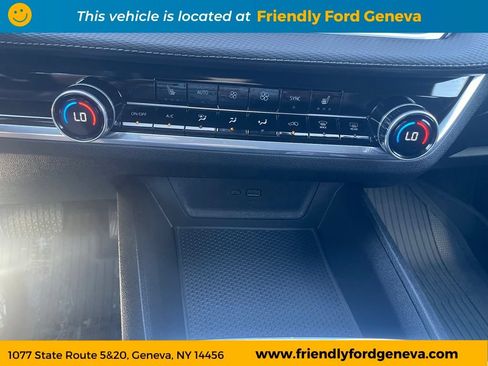 Used 2025 Chevrolet Equinox LT w/ Convenience Package II AWD/4WD image 21