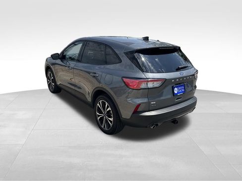 Used 2021 Ford Escape SE w/ SE Sport Appearance Package AWD/4WD image 4