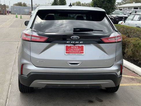 Used 2024 Ford Edge SEL image 6