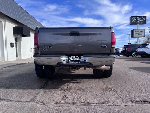 Used 2004 Ford F350 XLT image 6