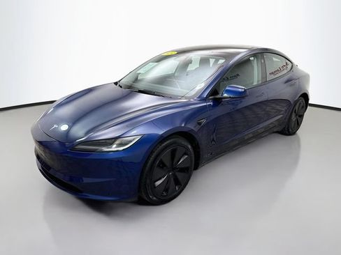 Used 2024 Tesla Model 3 Standard Range RWD image 3