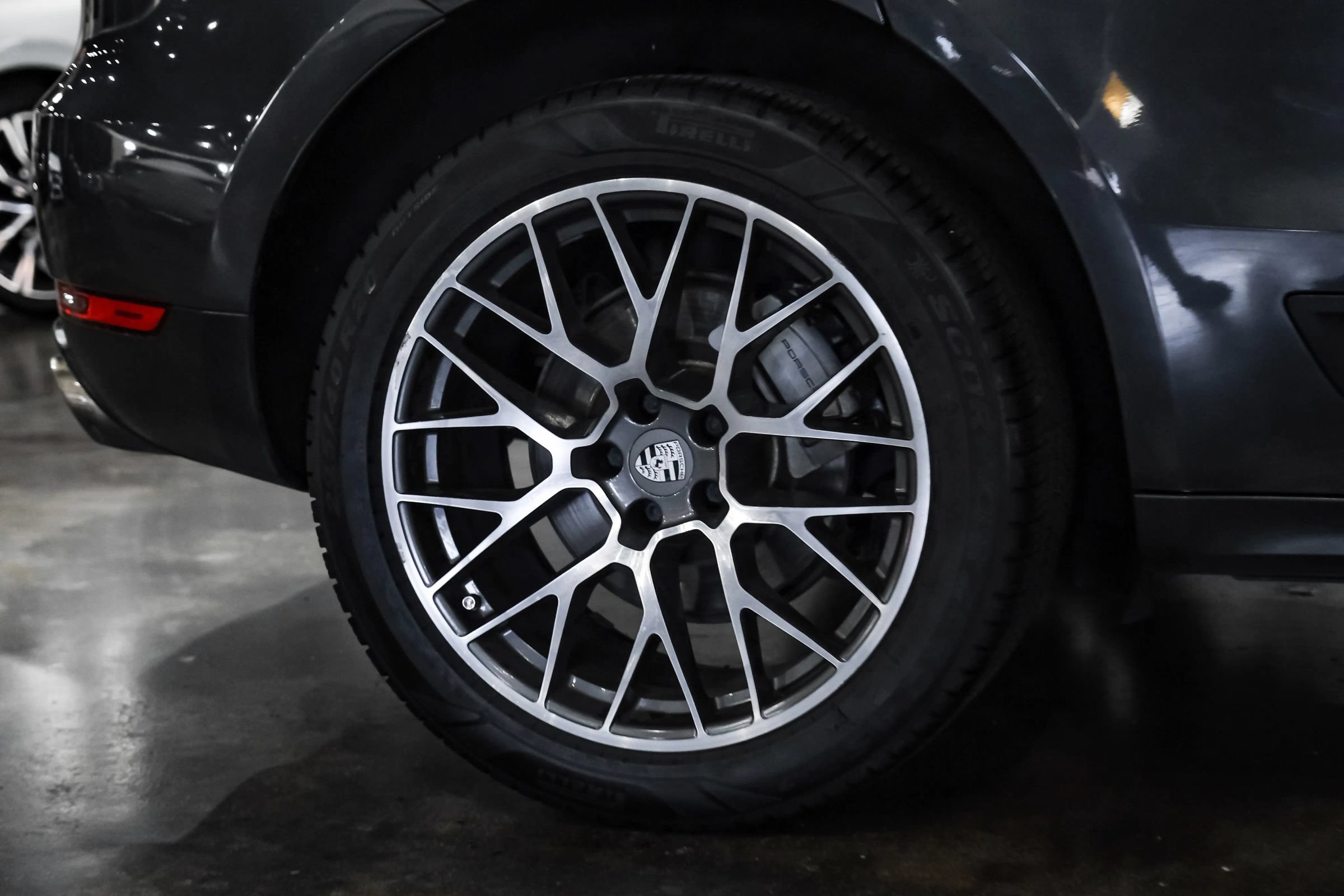 Used 2017 Porsche Macan S AWD/4WD image 52