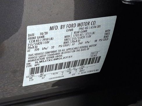 Used 2021 Lincoln Aviator Reserve w/ Elements Package Plus image 28