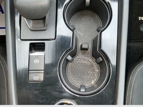 Used 2024 Nissan Rogue SV image 26