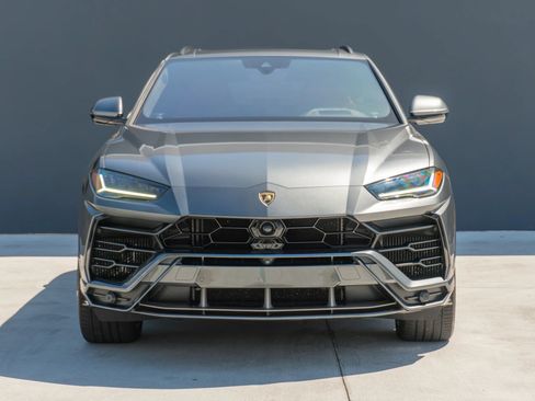 Used 2019 Lamborghini Urus AWD/4WD image 4