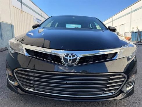 Used 2013 Toyota Avalon XLE Premium FWD image 28