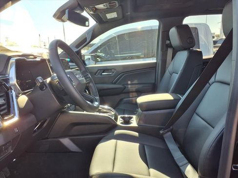 New 2026 GMC Canyon Elevation w/ Convenience Package image 12