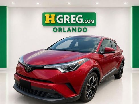 Used 2018 Toyota C-HR XLE FWD image 4
