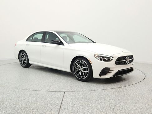 Used 2023 Mercedes-Benz E 350 Sedan image 3