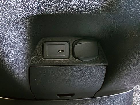 Used 2026 Mercedes-Benz Sprinter 2500 image 19