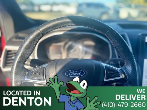 Used 2021 Ford Edge ST-Line w/ Class II Trailer Tow Package image 16