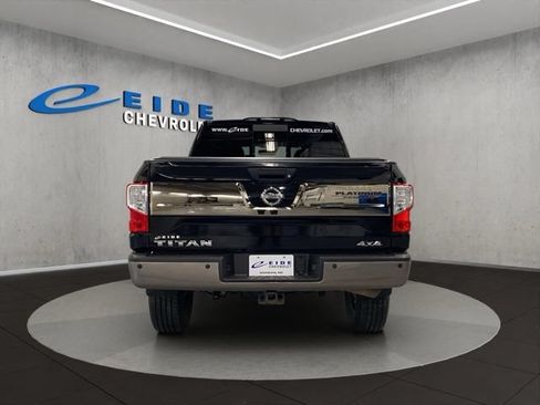 Used 2017 Nissan Titan Platinum Reserve w/ Off-Road Package AWD/4WD image 13