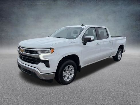Used 2023 Chevrolet Silverado 1500 LT w/ Protection Package AWD/4WD image 9