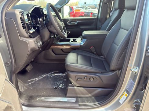 New 2026 Chevrolet Silverado 2500 LT w/ All Star Edition image 8