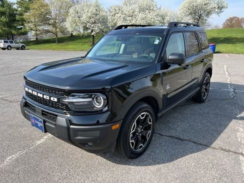 Used 2025 Ford Bronco Sport Outer Banks w/ Outer Banks Tech Package+ AWD/4WD image 5