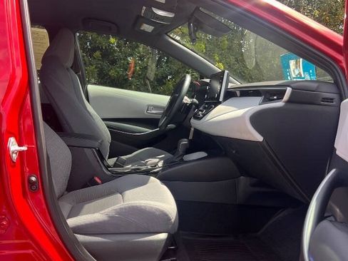 Used 2020 Toyota Corolla SE FWD image 18