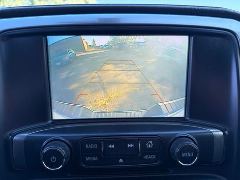 Used 2018 Chevrolet Silverado 1500 LTZ Z71 w/ LTZ Plus Package AWD/4WD image 17