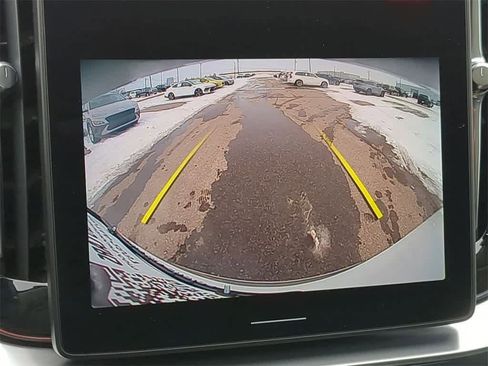 Certified 2025 Volvo XC90 B5 Core w/ Protection Package Premier image 30