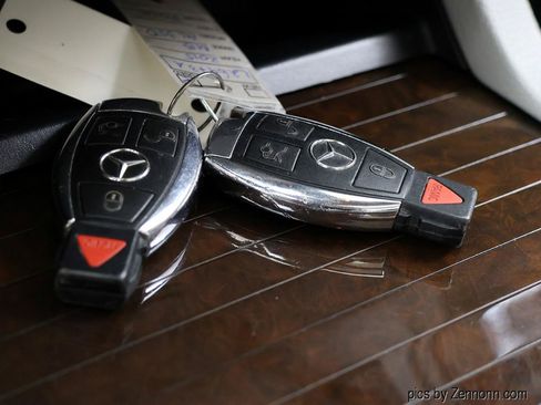 Used 2015 Mercedes-Benz ML 350 4MATIC image 28