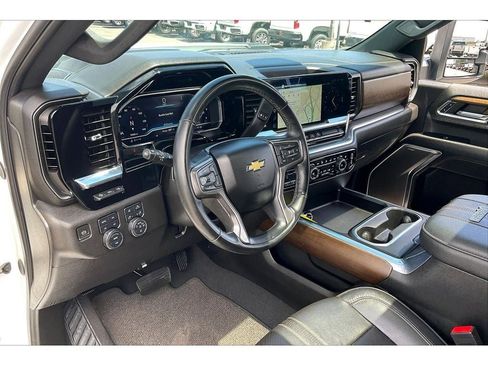 Used 2024 Chevrolet Silverado 3500 High Country w/ High Country Premium Package AWD/4WD image 16
