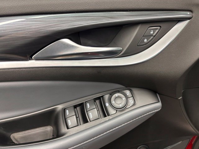 Used 2024 Buick Enclave Essence w/ Sport Touring Edition FWD image 15