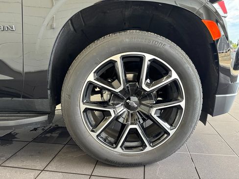 Used 2023 Chevrolet Suburban RST w/ Luxury Package AWD/4WD image 58