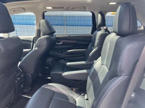 Certified 2023 Subaru Ascent Touring AWD/4WD image 19