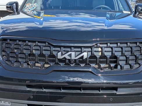 Certified 2024 Kia Telluride SX Prestige X-Line AWD/4WD image 9