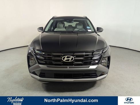 Certified 2025 Hyundai Tucson SEL image 2