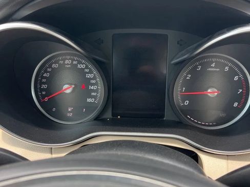 Used 2017 Mercedes-Benz C 300 4MATIC Sedan image 31
