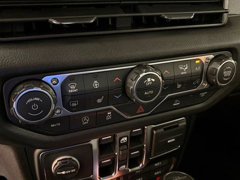 New 2026 Jeep Gladiator Mojave AWD/4WD image 22