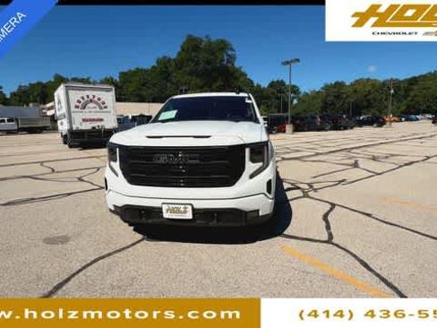 Certified 2024 GMC Sierra 1500 Elevation w/ LPO, Elevation Black Package AWD/4WD image 3