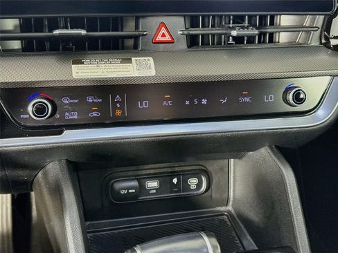 Certified 2023 Kia Sportage SX FWD image 18