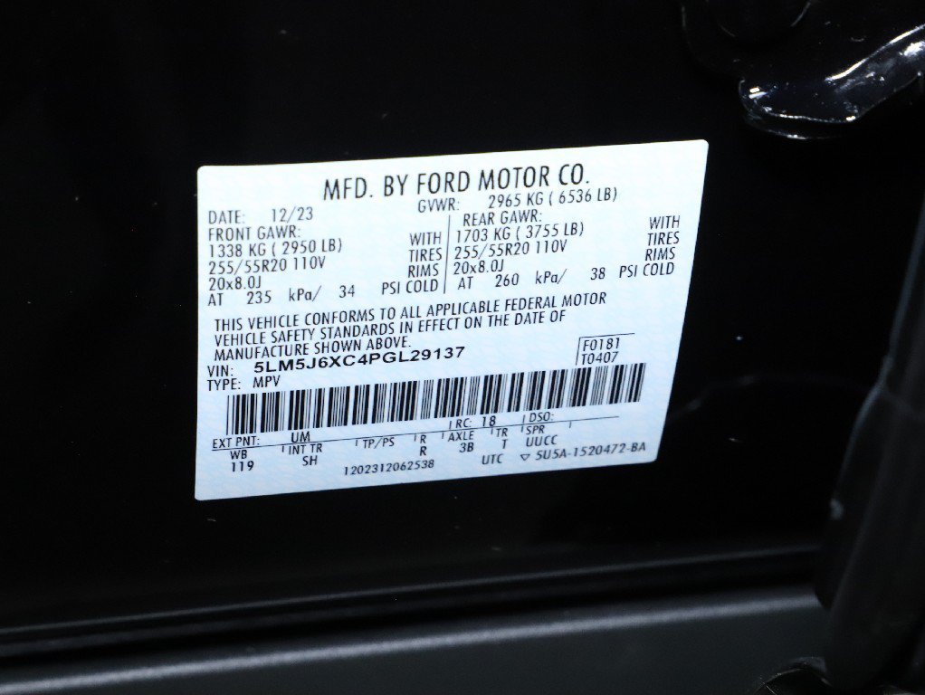 Used 2023 Lincoln Aviator AWD w/ Premium Package image 23