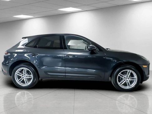 Certified 2025 Porsche Macan image 72