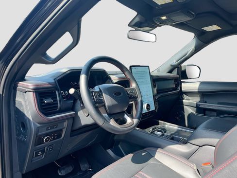 Used 2024 Ford Expedition Max Limited RWD image 9