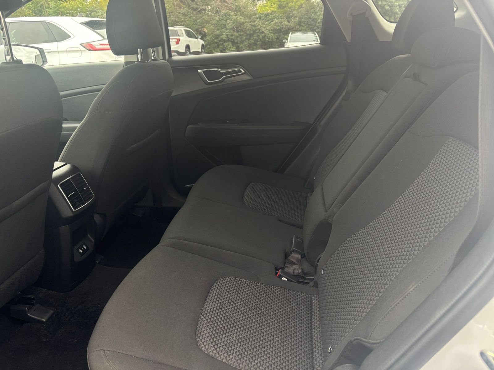 Used 2026 Kia Sportage LX FWD image 22