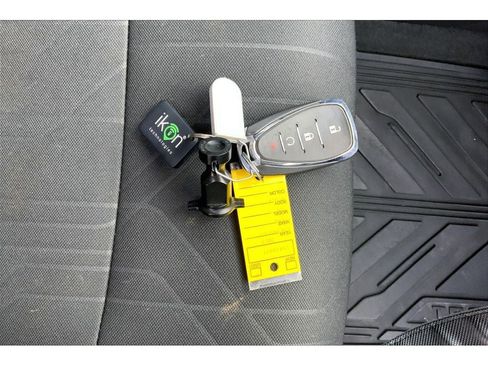 Used 2019 Chevrolet Trax LT image 14