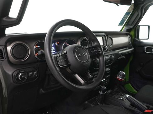 Used 2019 Jeep Wrangler Sport image 13