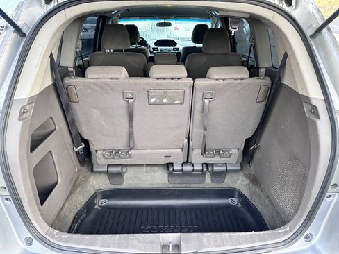 Used 2017 Honda Odyssey EX image 9