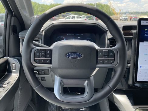 New 2025 Ford F150 Lightning Flash AWD/4WD image 19